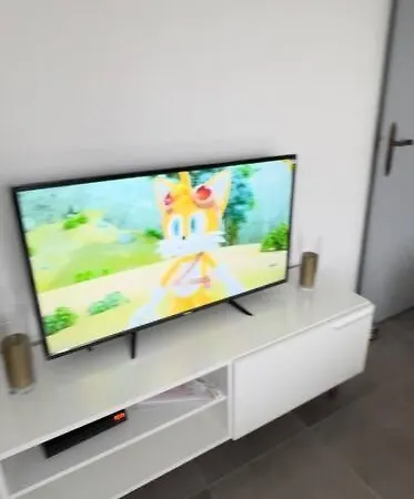 Bel Neuf, Bien Situe Apartamento